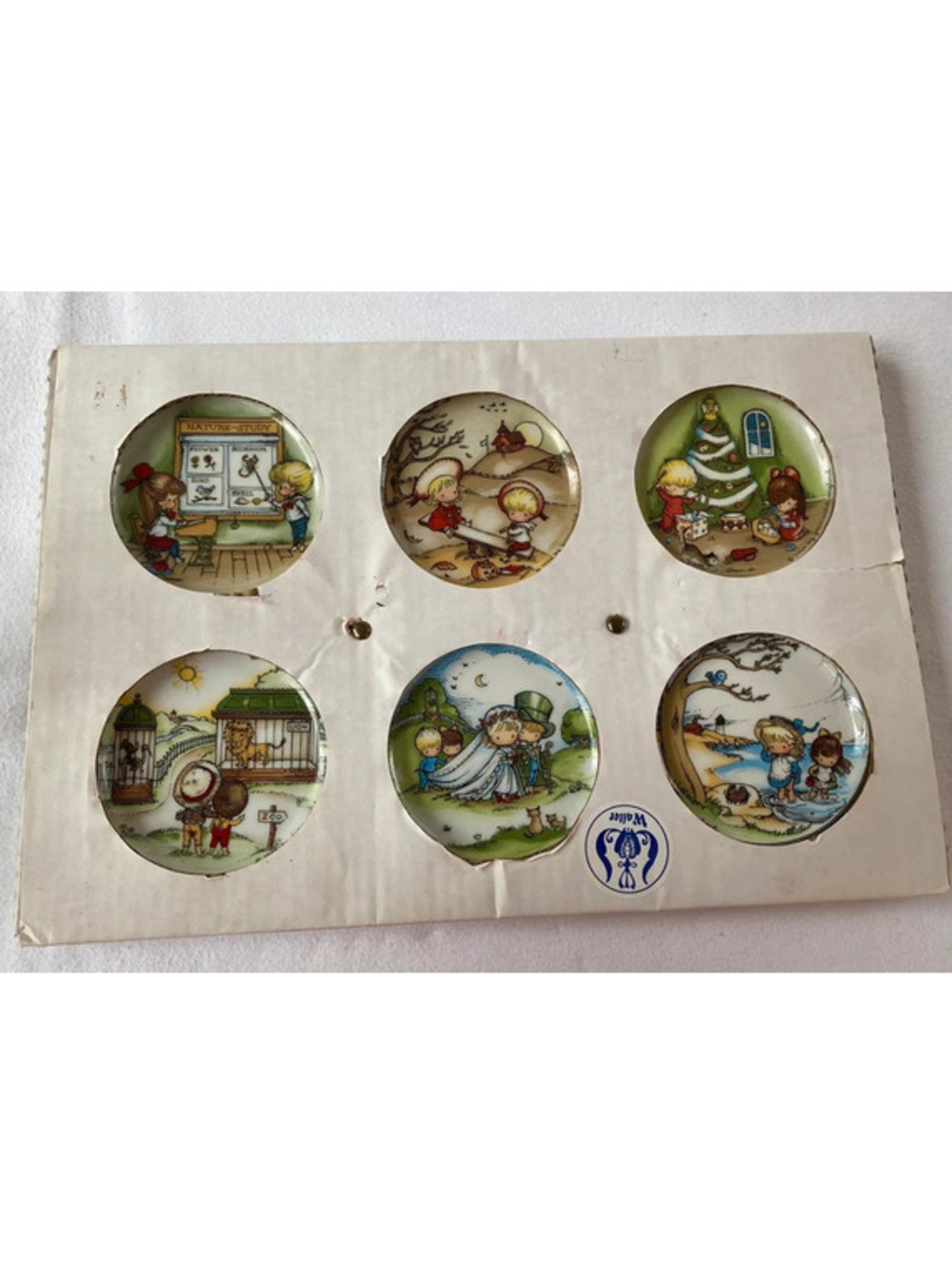 Ebeling & Reuss Joan Walsh Anglund Months Of The Year Plate Set of 6 NEW